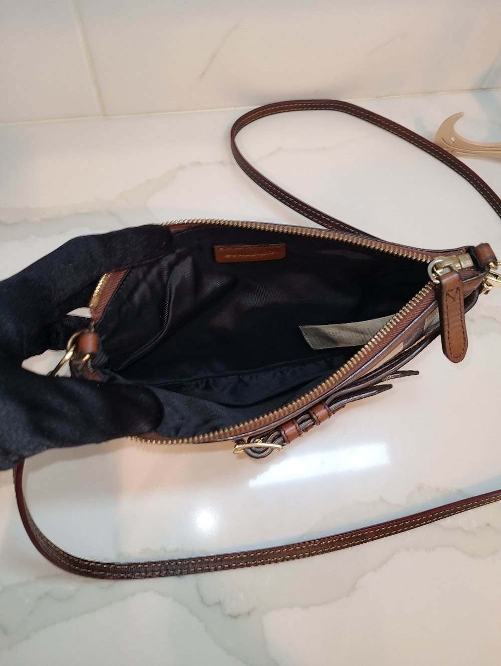 Burberry House Check Bridle Peyton Crossbody Vintage GUC Brown Leather Buckles - Picture 11 of 15